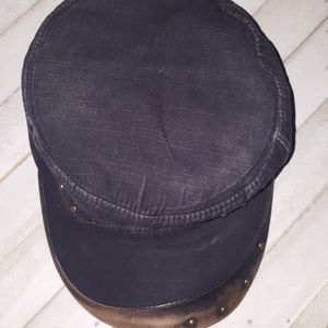 Hana  Distressed Black Hat